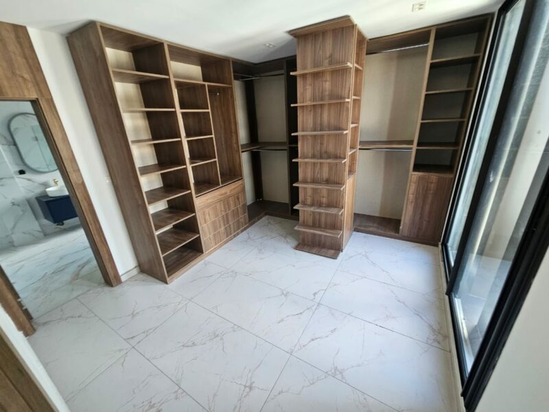Location d'une villa duplex de 7 pièces sur Cocody M'badon