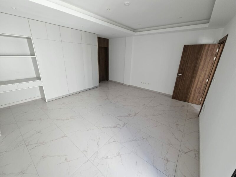 Location d'une villa duplex de 7 pièces sur Cocody M'badon