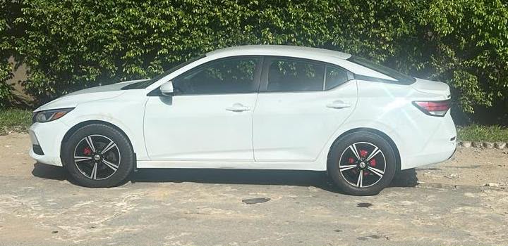 NISSAN SENTRA 2022 – DISPONIBLE EN LOCATION