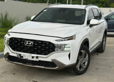 Location d'un SUV Hyundai Santafe