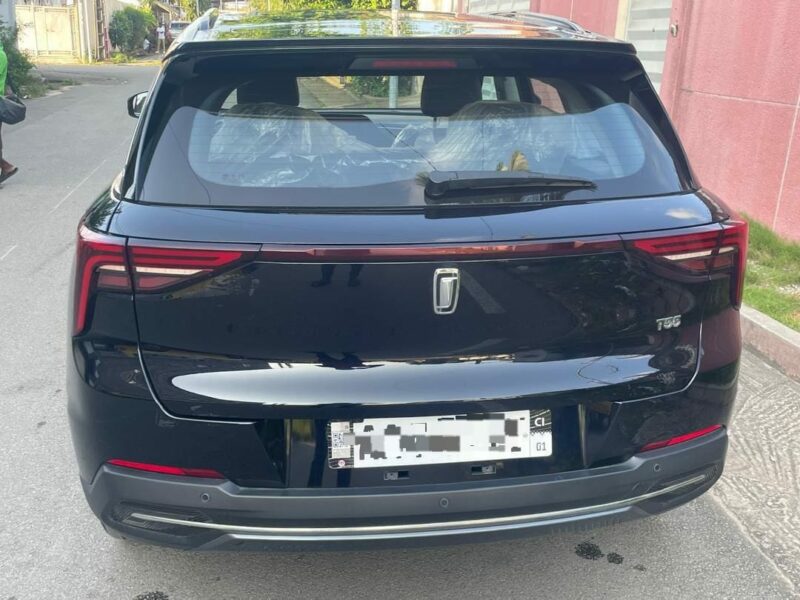 Location d'un SUV Bestune