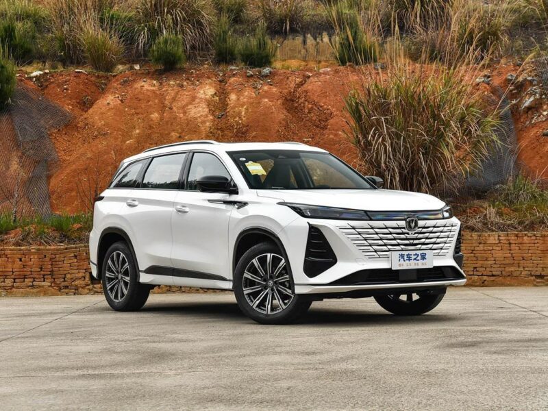 Location d'un SUV Changan sur Abidjan